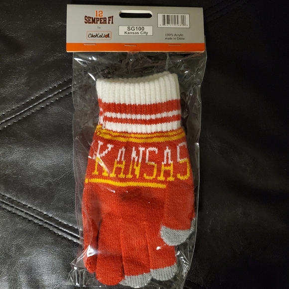 ChokoLids Kansas City Knitted Gloves Chiefs Football Semper Fi - Picture 2 of 2
